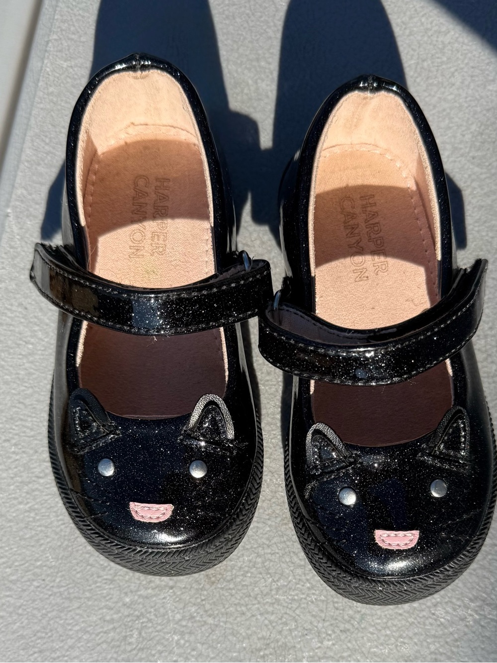 Harper Canyon Black Glitter Cat Face Mary Jane Shoes